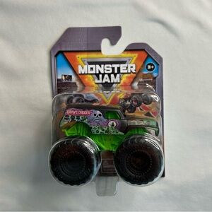 Monster Jam Mini Grave Digger 1/72 scale